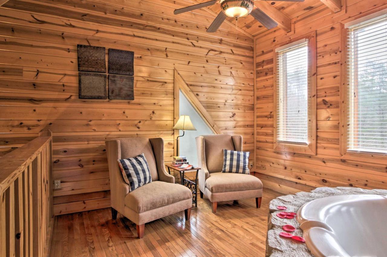 Cabin With Hot Tub About 2 Mi To Island In Pigeon Forge! Zewnętrze zdjęcie