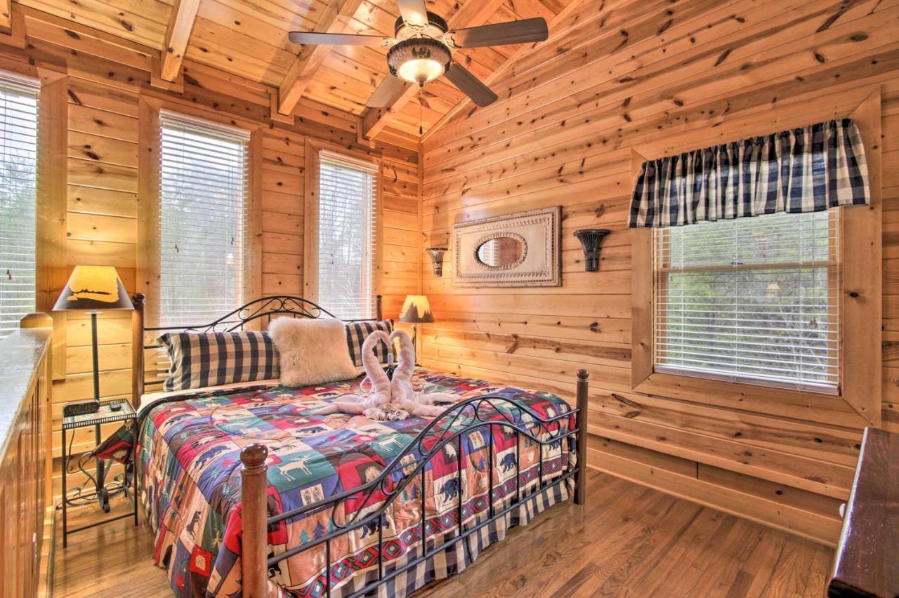 Cabin With Hot Tub About 2 Mi To Island In Pigeon Forge! Zewnętrze zdjęcie