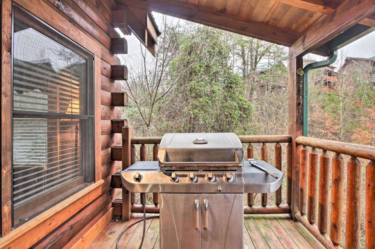 Cabin With Hot Tub About 2 Mi To Island In Pigeon Forge! Zewnętrze zdjęcie